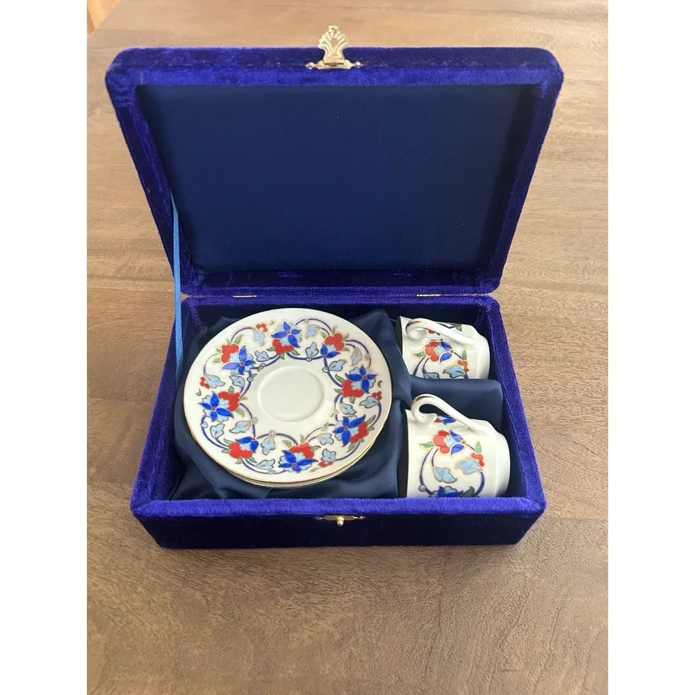 Vintage Kutahya Porcelain Turkish Coffee Demitasse Espresso Cup & Saucer Set